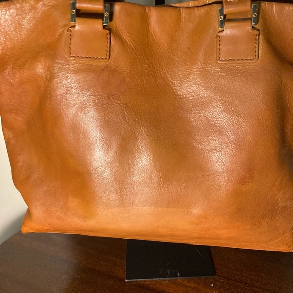 Tory Burch Large  Dena Tan Leather Tote bag - Picture 3 of 11